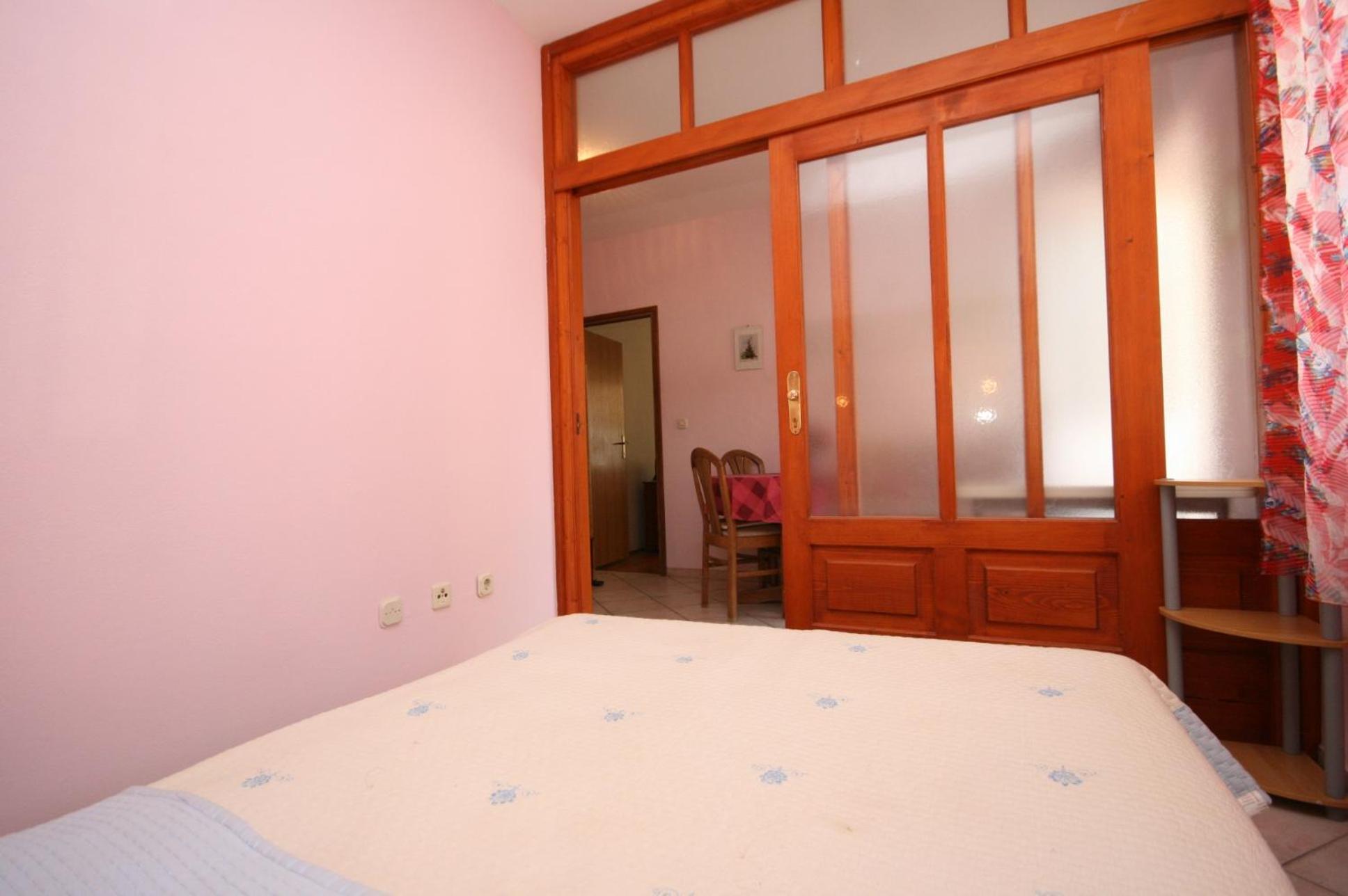 Apartments By The Sea Podgora, Makarska - 2615 Bilik gambar